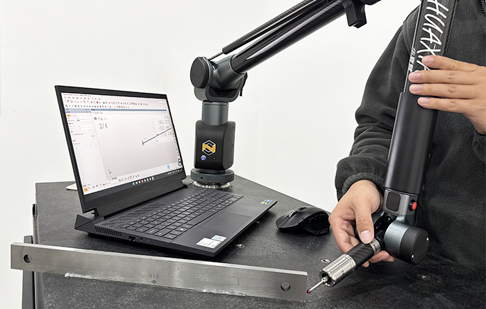 Joint arm three-coordinate - trigger-type probe